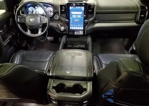 2020 Ram 1500 Limited z USA, uszkodzony, nr VIN 1C6SRFHT1LN141853